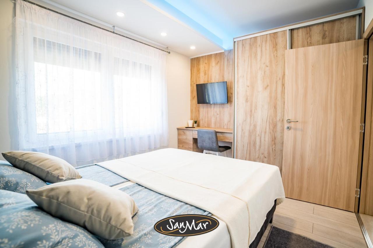 San-Mar Apartments Tuzla Bagian luar foto