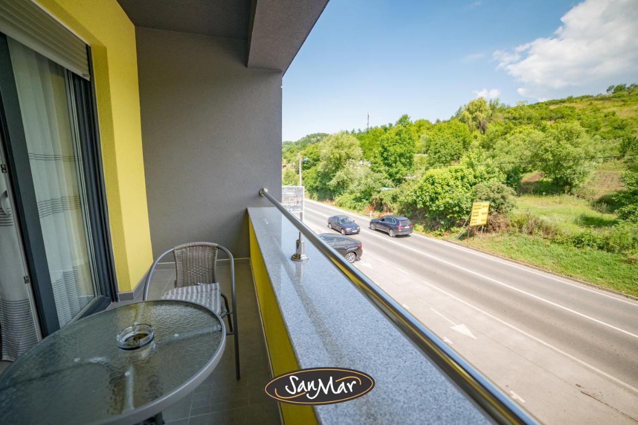 San-Mar Apartments Tuzla Bagian luar foto