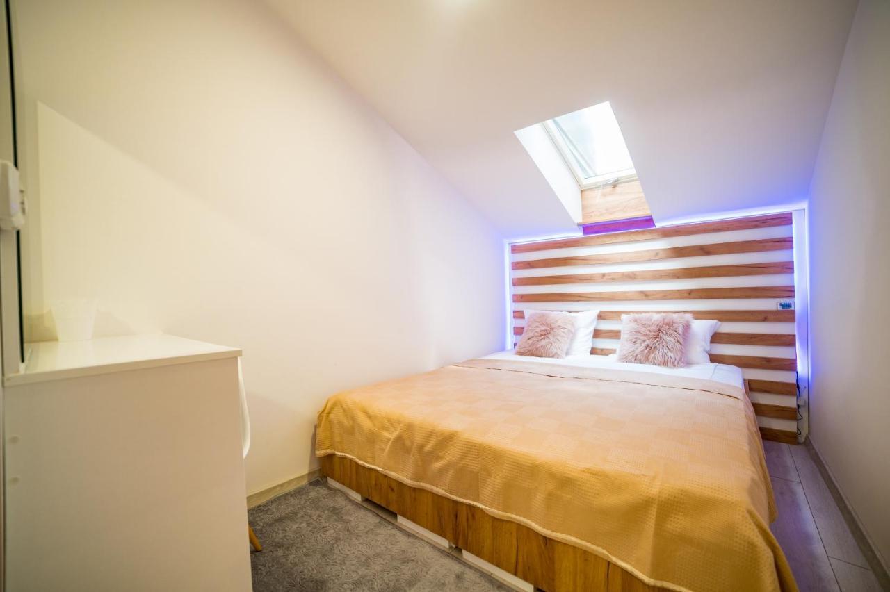 San-Mar Apartments Tuzla Bagian luar foto