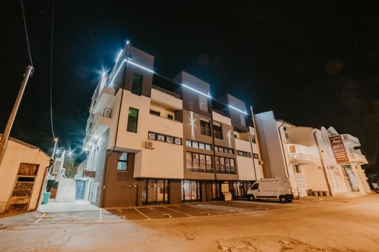 San-Mar Apartments Tuzla Bagian luar foto