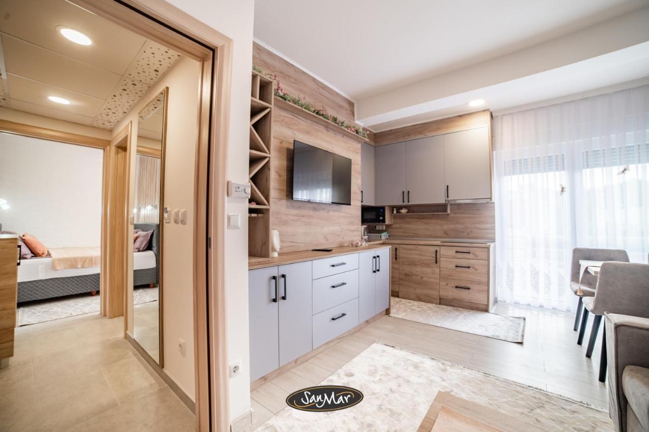 San-Mar Apartments Tuzla Bagian luar foto