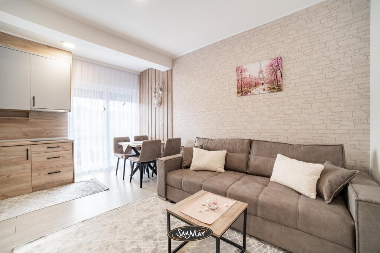 San-Mar Apartments Tuzla Bagian luar foto